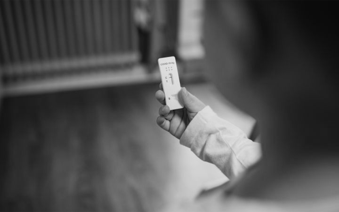 Could you still have Covid-19 if you have symptoms but test negative? A medical analyst weighs in