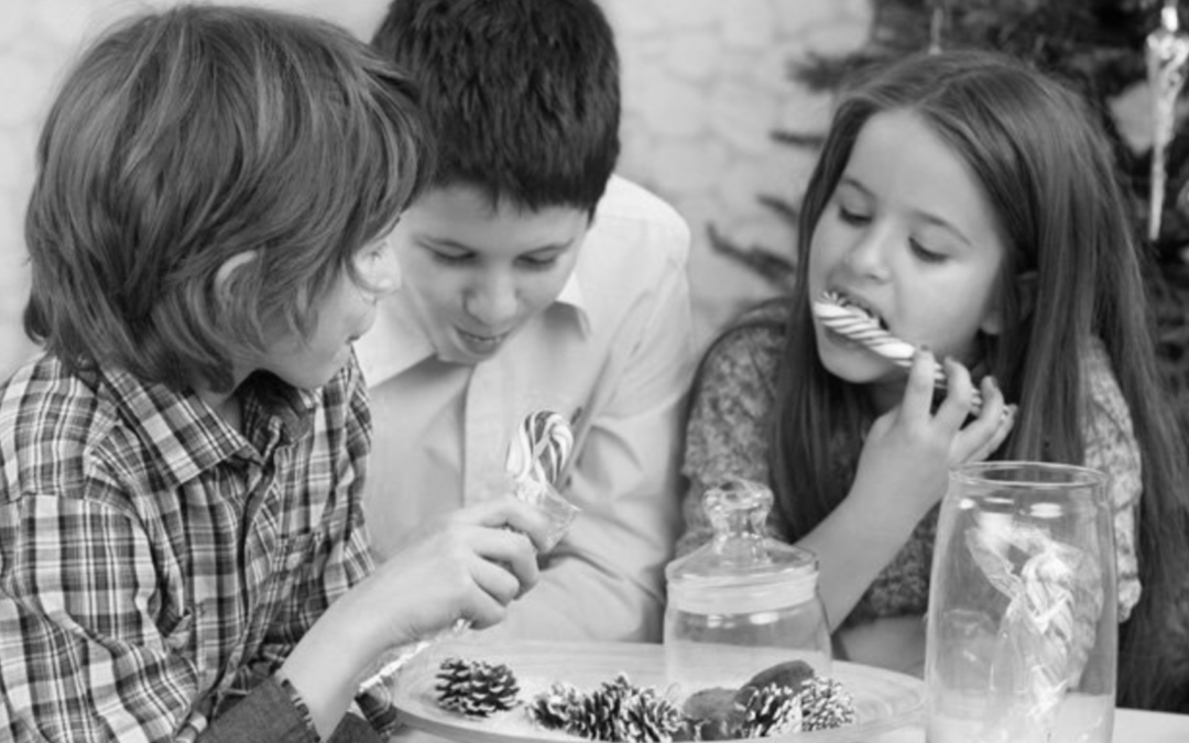 Tips To Maintain Oral Health Despite Consuming Sugary Treats This Festive Season